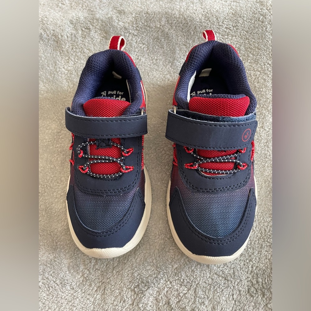 Stride Rite Toddler Boys’ Shoe size 11